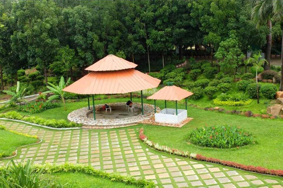 Pragati Resorts Kundakal Kültér fotó